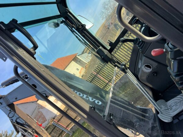 Volvo ECR25D + 3 GODETS ET INCLINABLE – Image 15