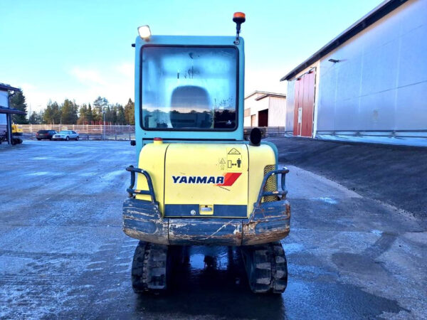 2002-Yanmar B25V + 3 GODETS – Image 4