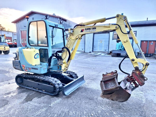 2002-Yanmar B25V + 3 GODETS – Image 7