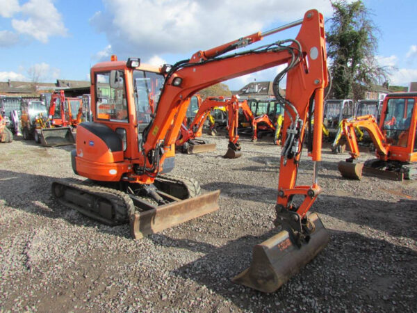 2015-Kubota U 35-3 + 3 GODETS