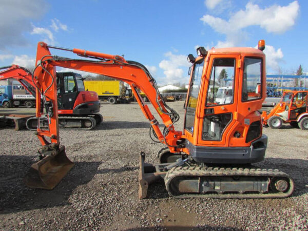 2015-Kubota U 35-3 + 3 GODETS – Image 10