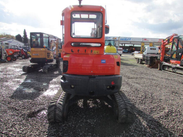 2015-Kubota U 35-3 + 3 GODETS – Image 11