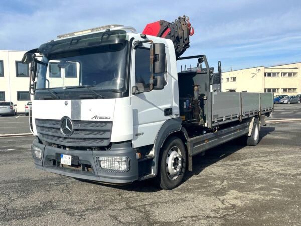 2015-Mercedes Atego 1527 + Grue HMF 1120-K5